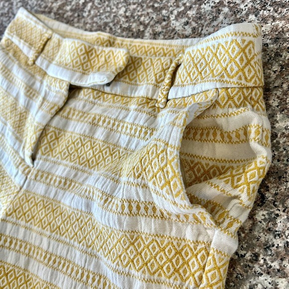 LOFT Ann Taylor Shorts Size 10 Yellow White Stripe Tweed Riviera Coastal Chic - Picture 4 of 12
